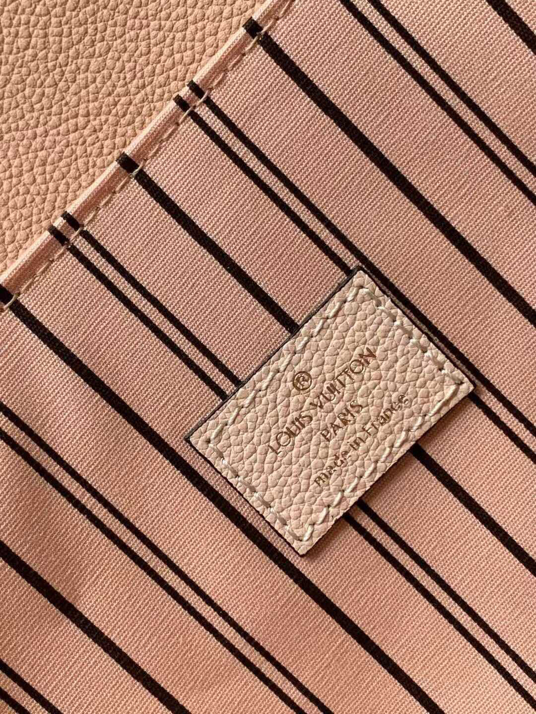 l**is V*t*n pochette metis