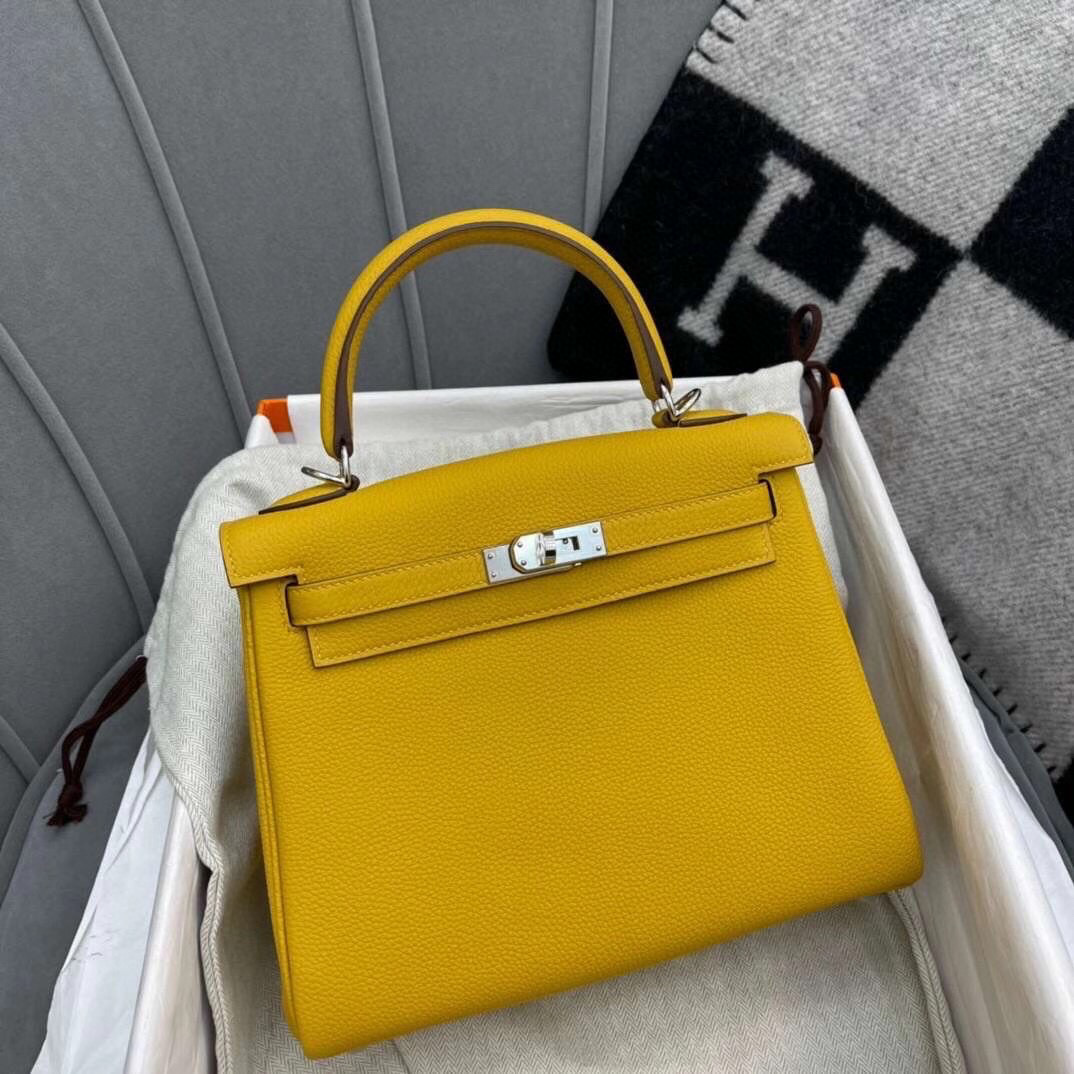 H**mes kelly 28