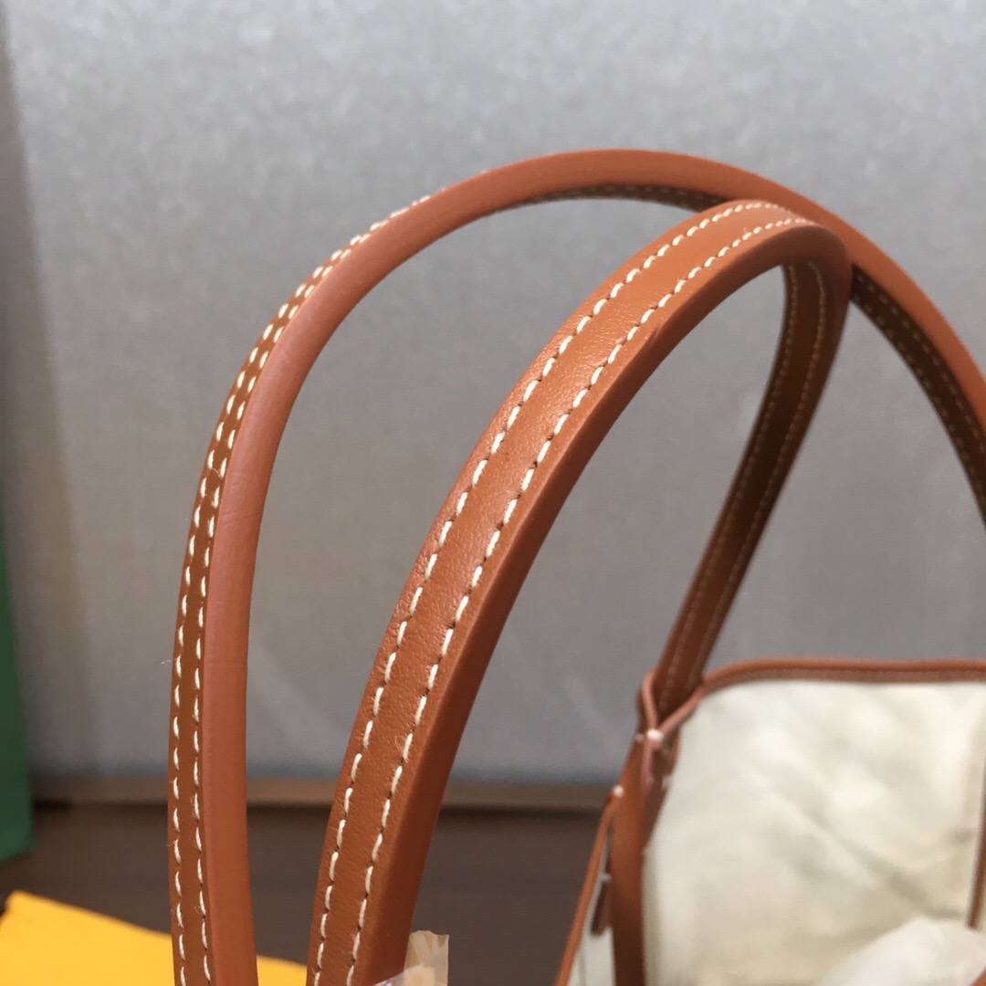 go*ard saint L**is gm tote bag