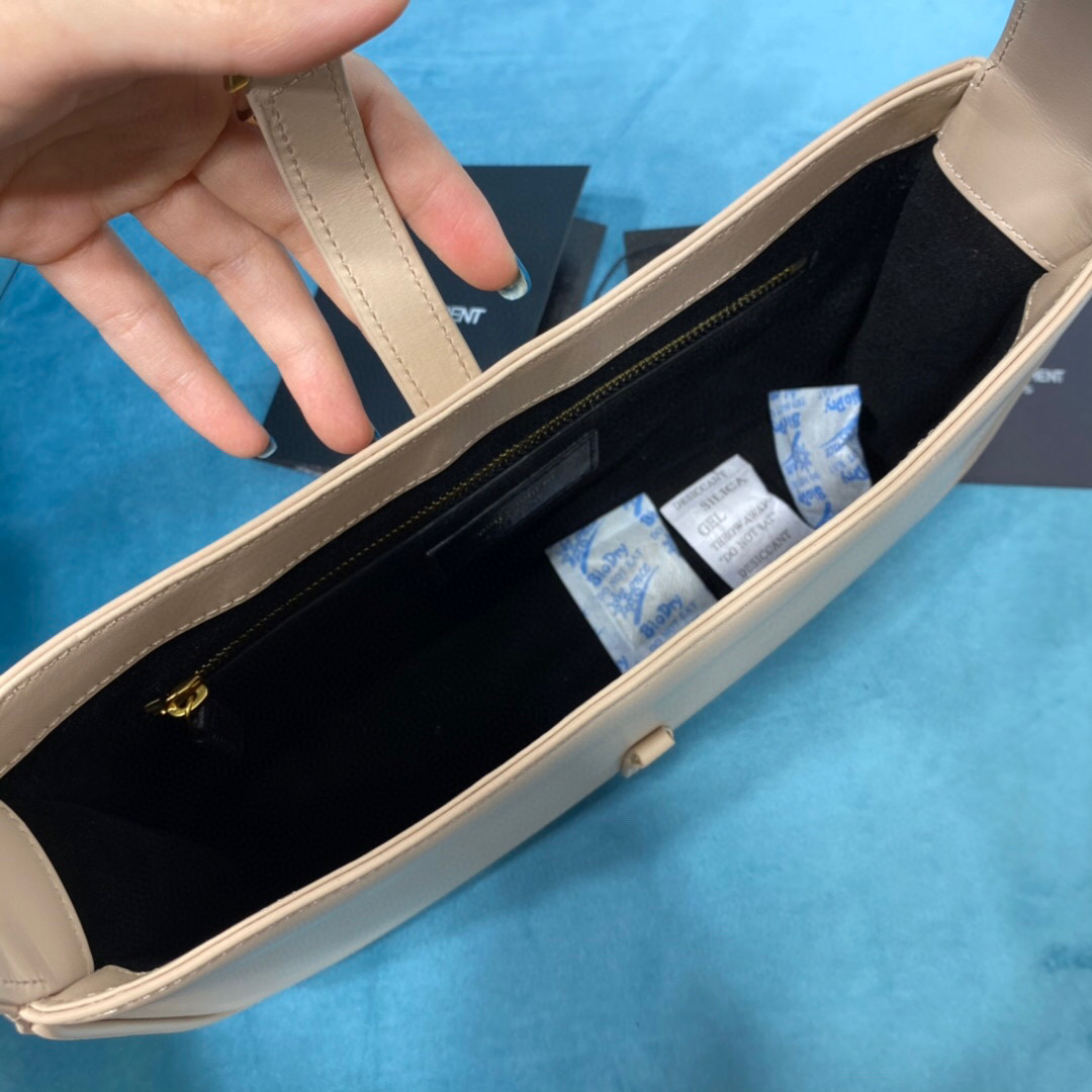 YSL Hobo