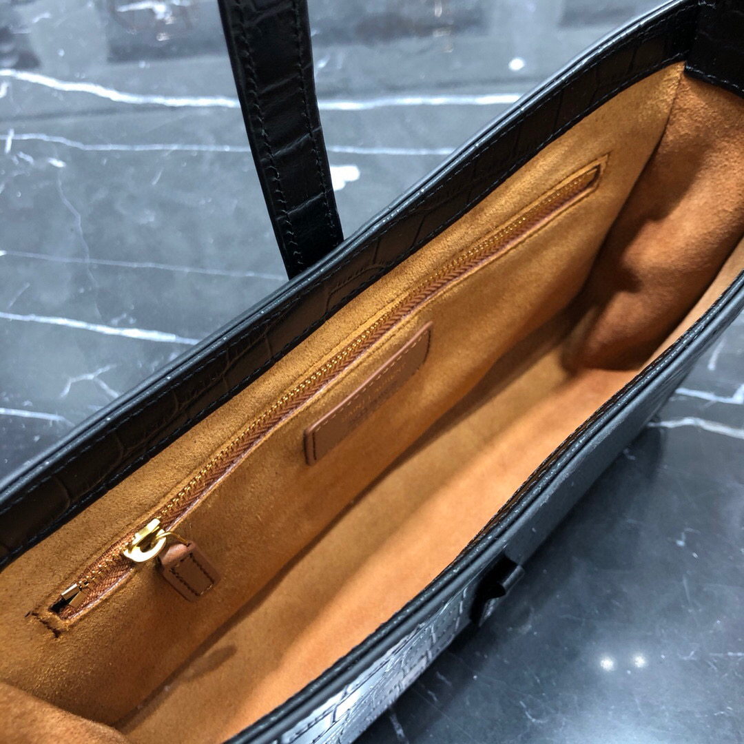 YSL Hobo