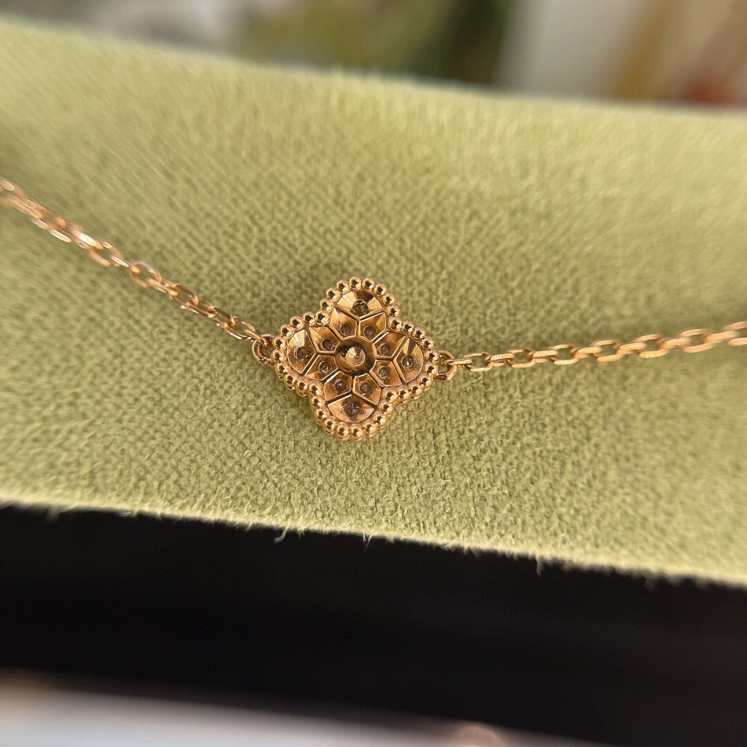 Van Cleef & Arpels Bracelet