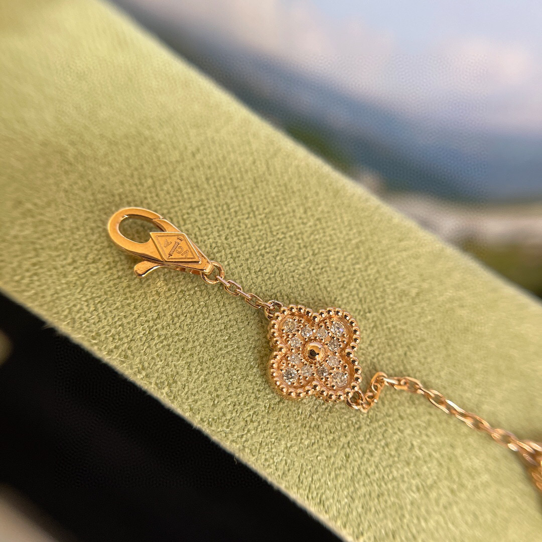 Van Cleef & Arpels Bracelet
