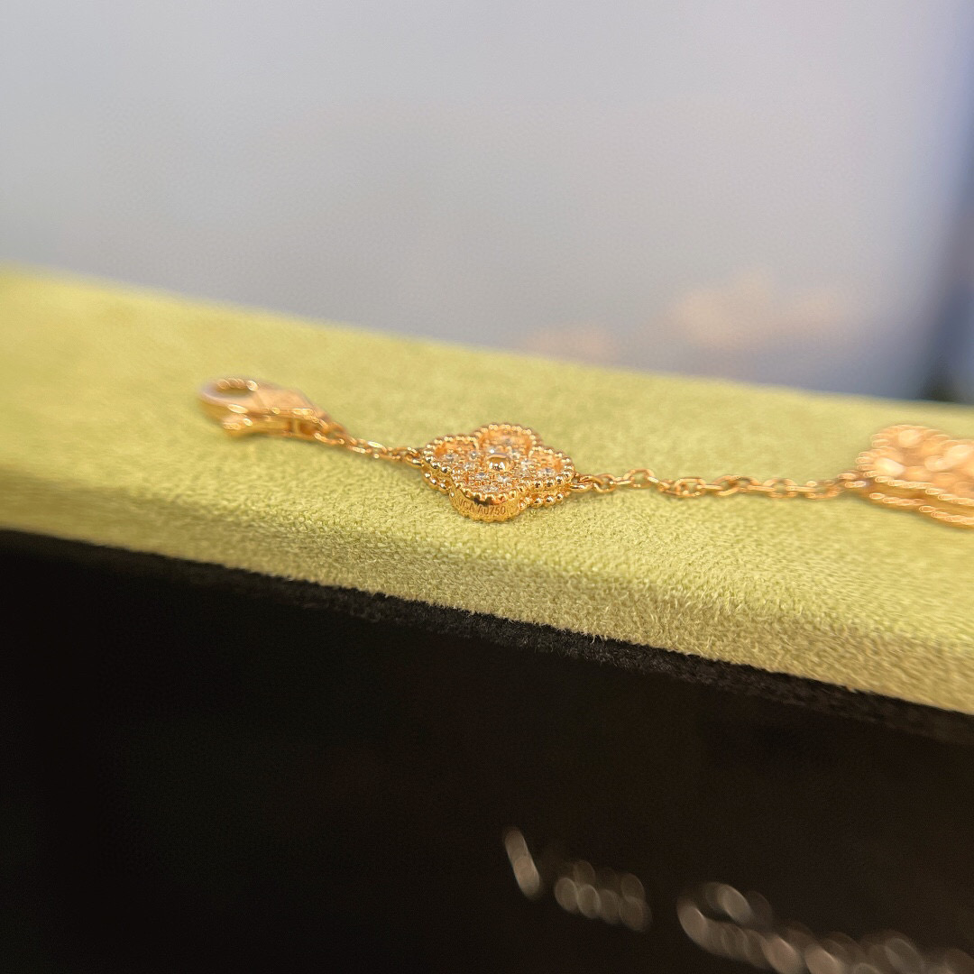 Van Cleef & Arpels Bracelet