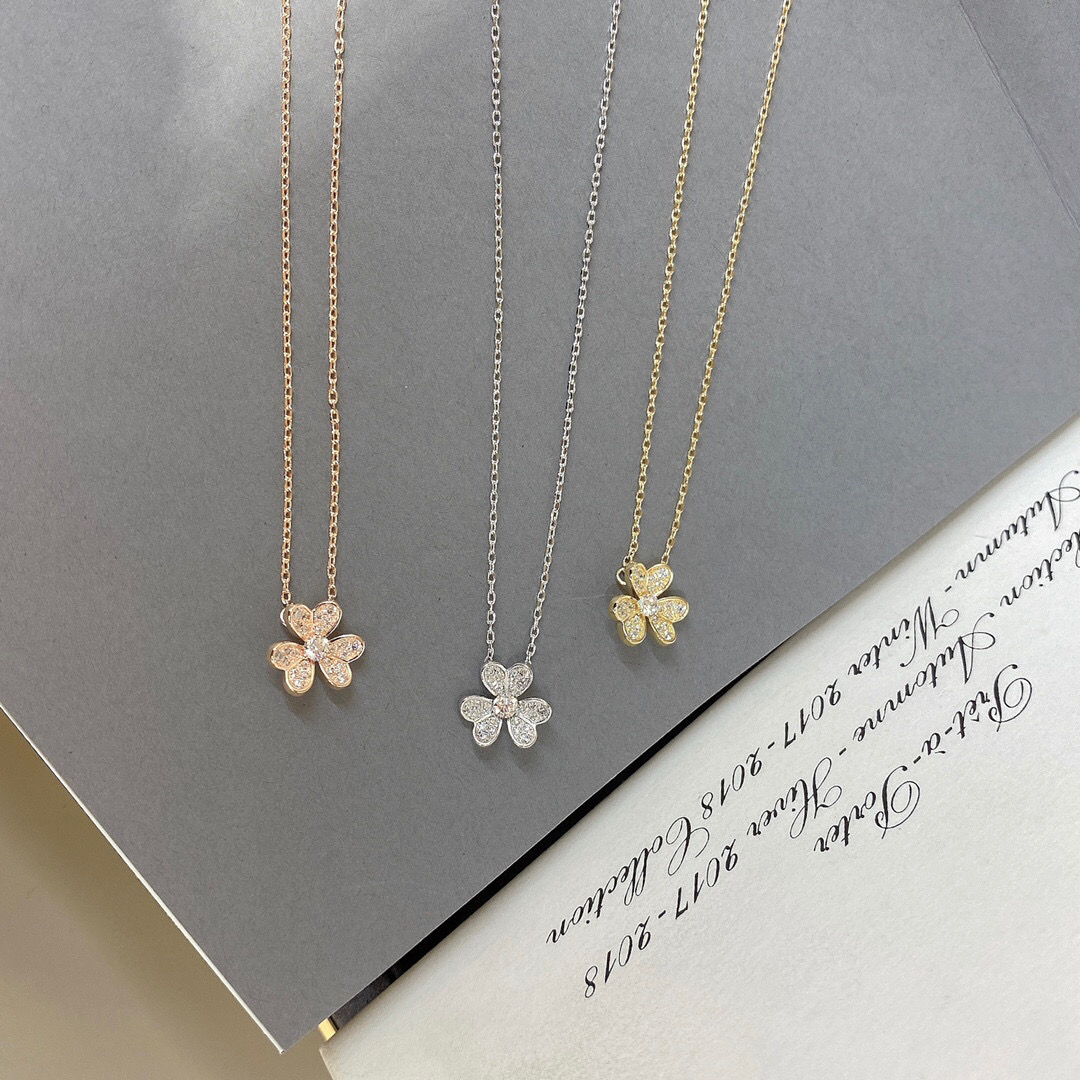 Van Cleef & Arpels Necklace