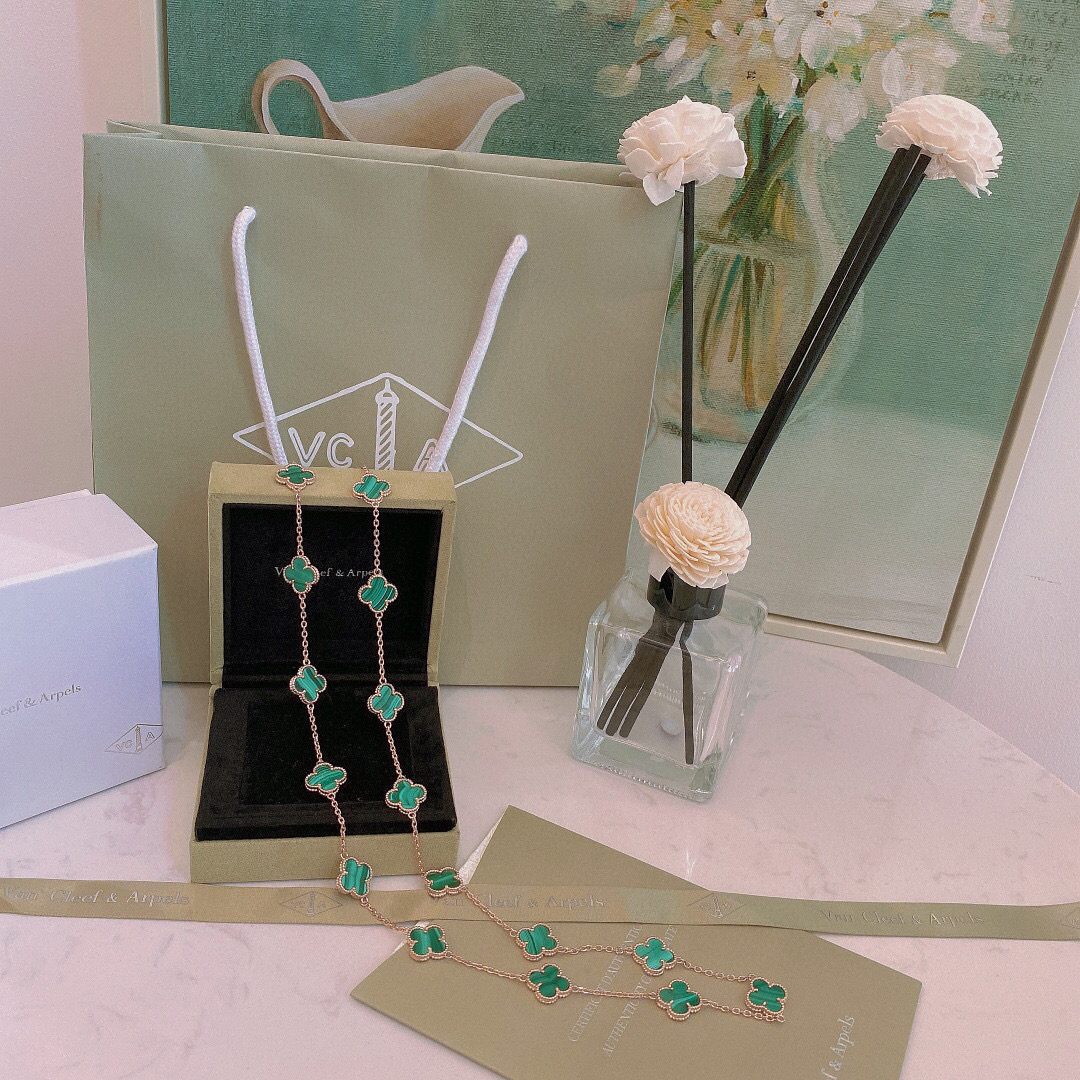 Van Cleef & Arpels Necklace