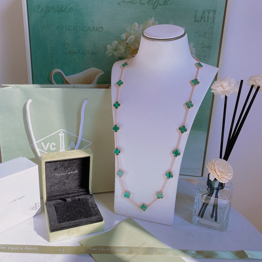 Van Cleef & Arpels Necklace