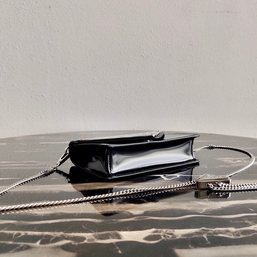 Pra*a shoulder bag