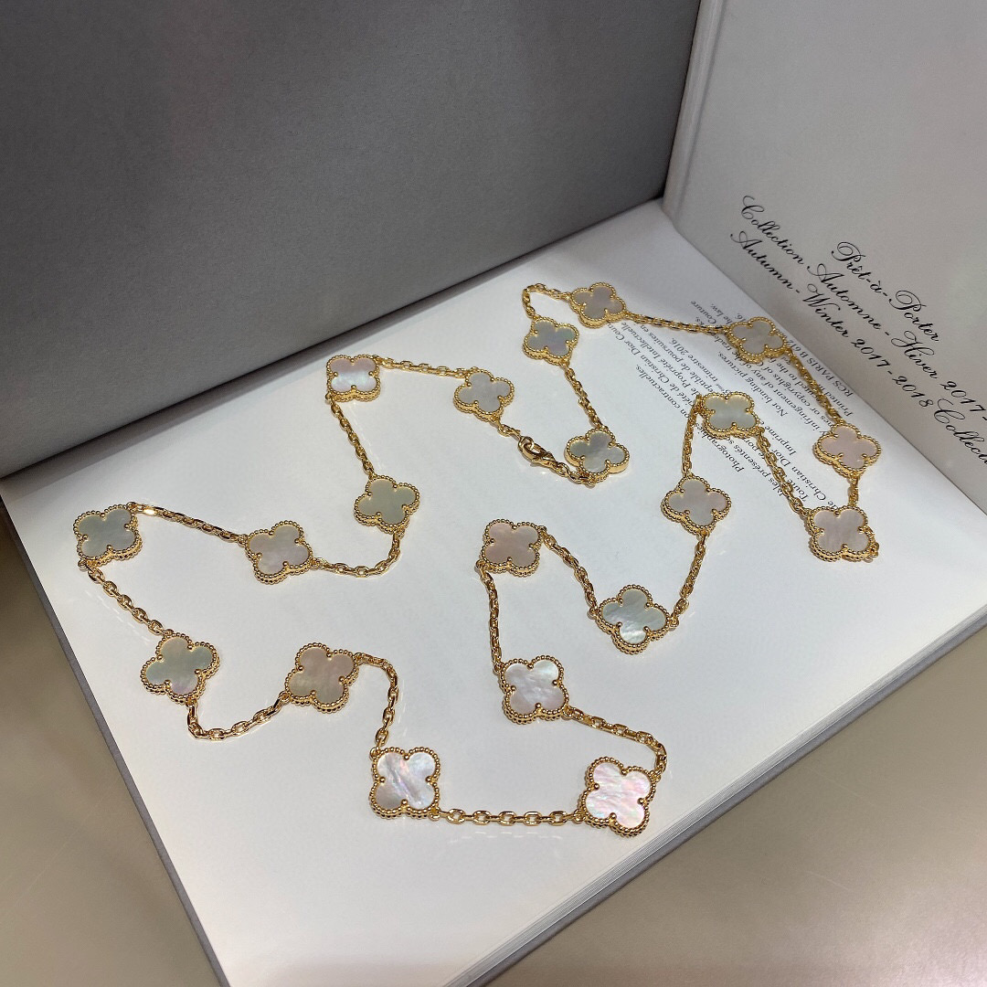 Van Cleef & Arpels Necklace