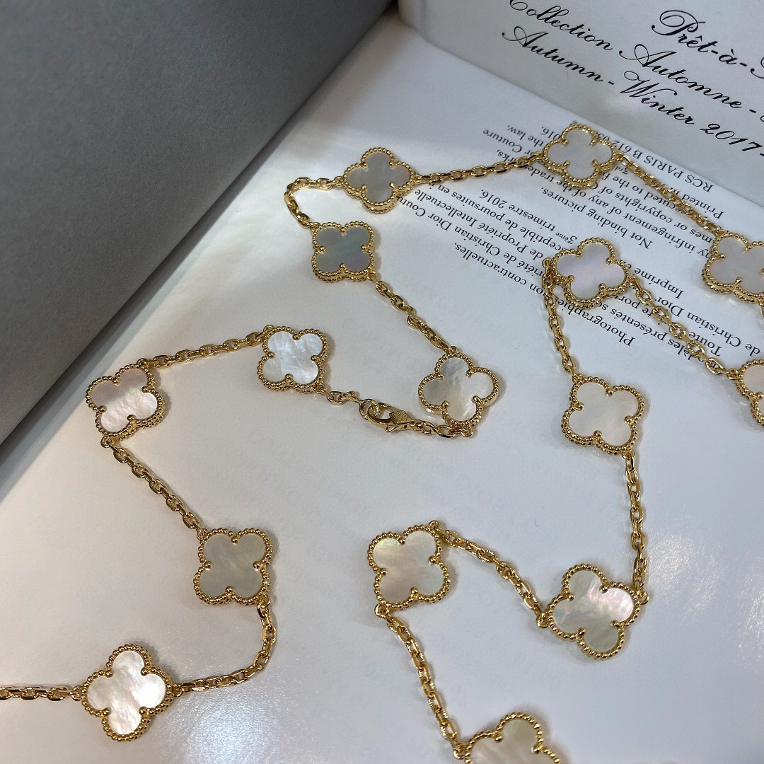 Van Cleef & Arpels Necklace