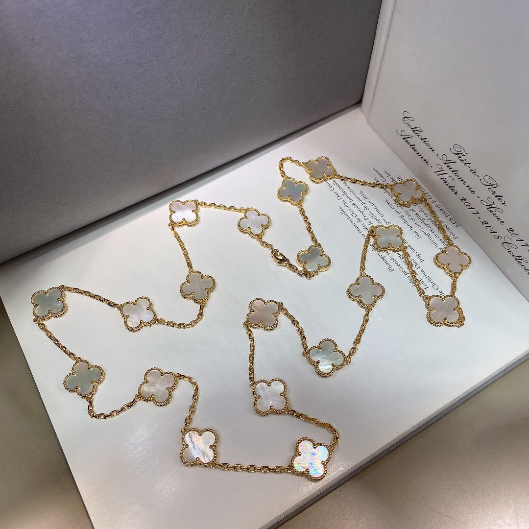 Van Cleef & Arpels Necklace