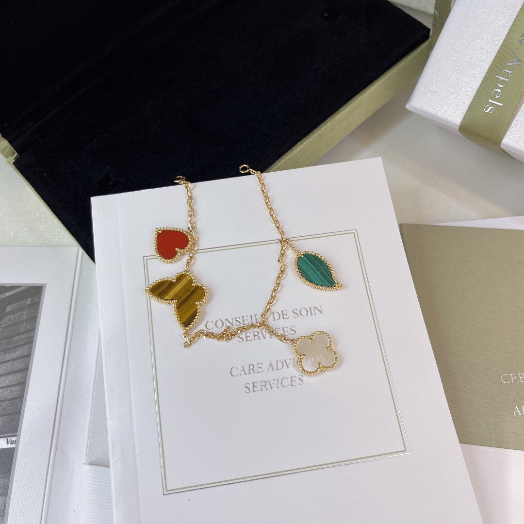 Van Cleef & Arpels Bracelet