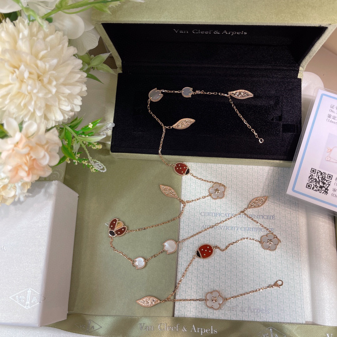 Van Cleef & Arpels Necklace