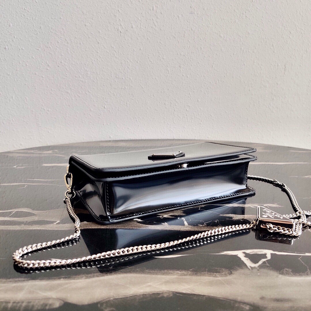 Pra*a shoulder bag