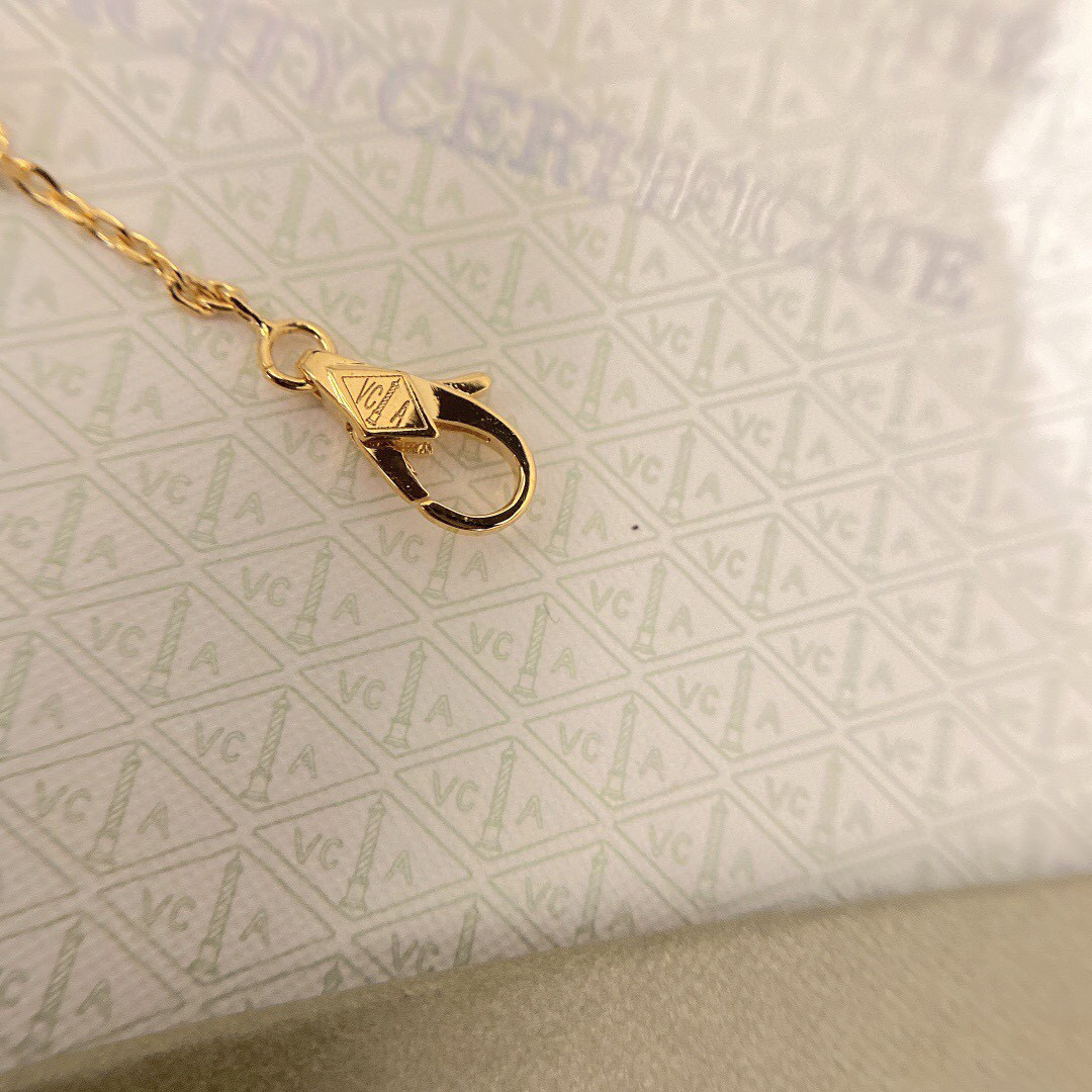 Van Cleef & Arpels Necklace