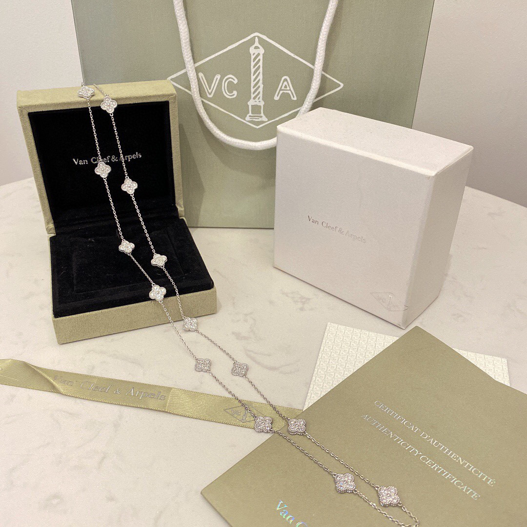 Van Cleef & Arpels Necklace