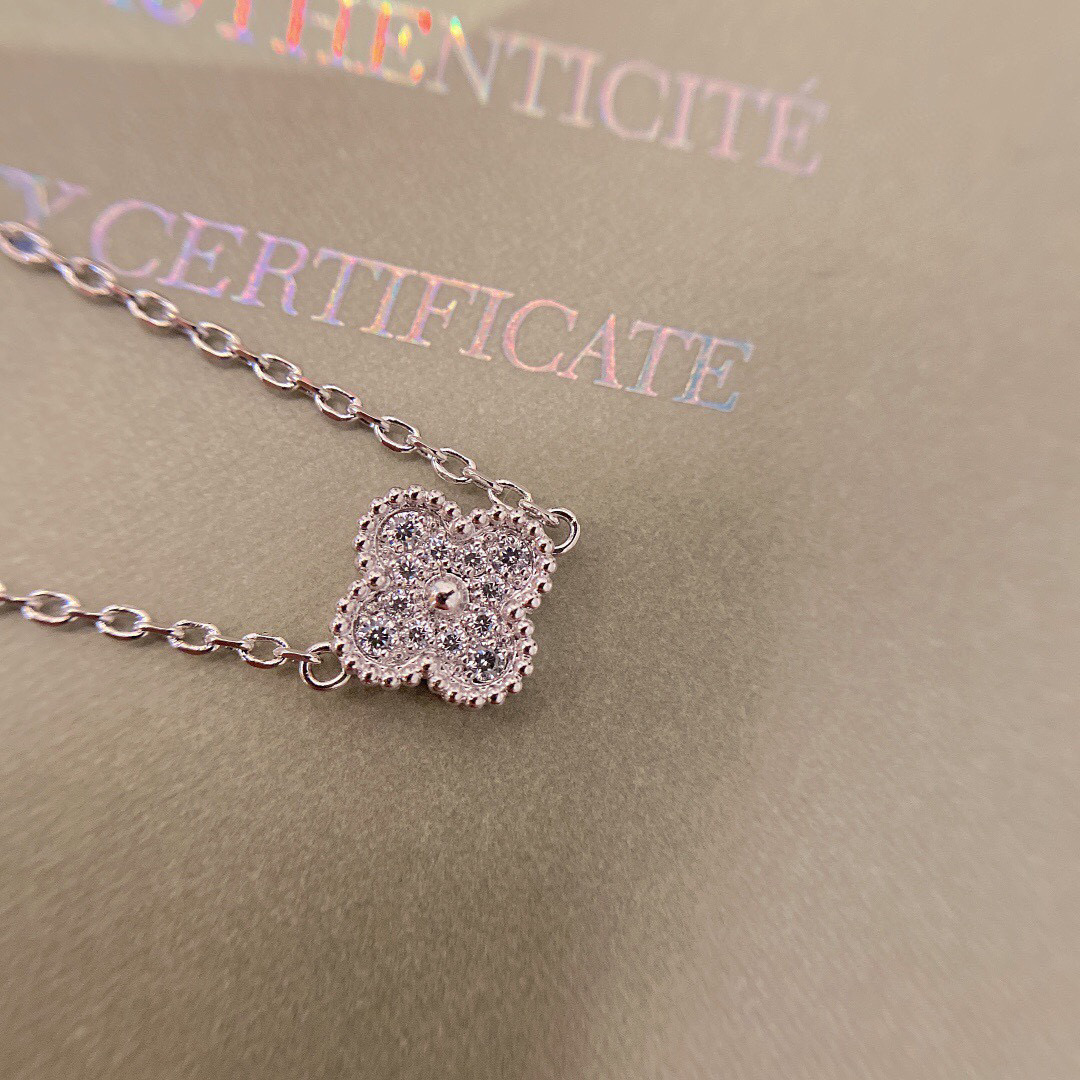 Van Cleef & Arpels Necklace