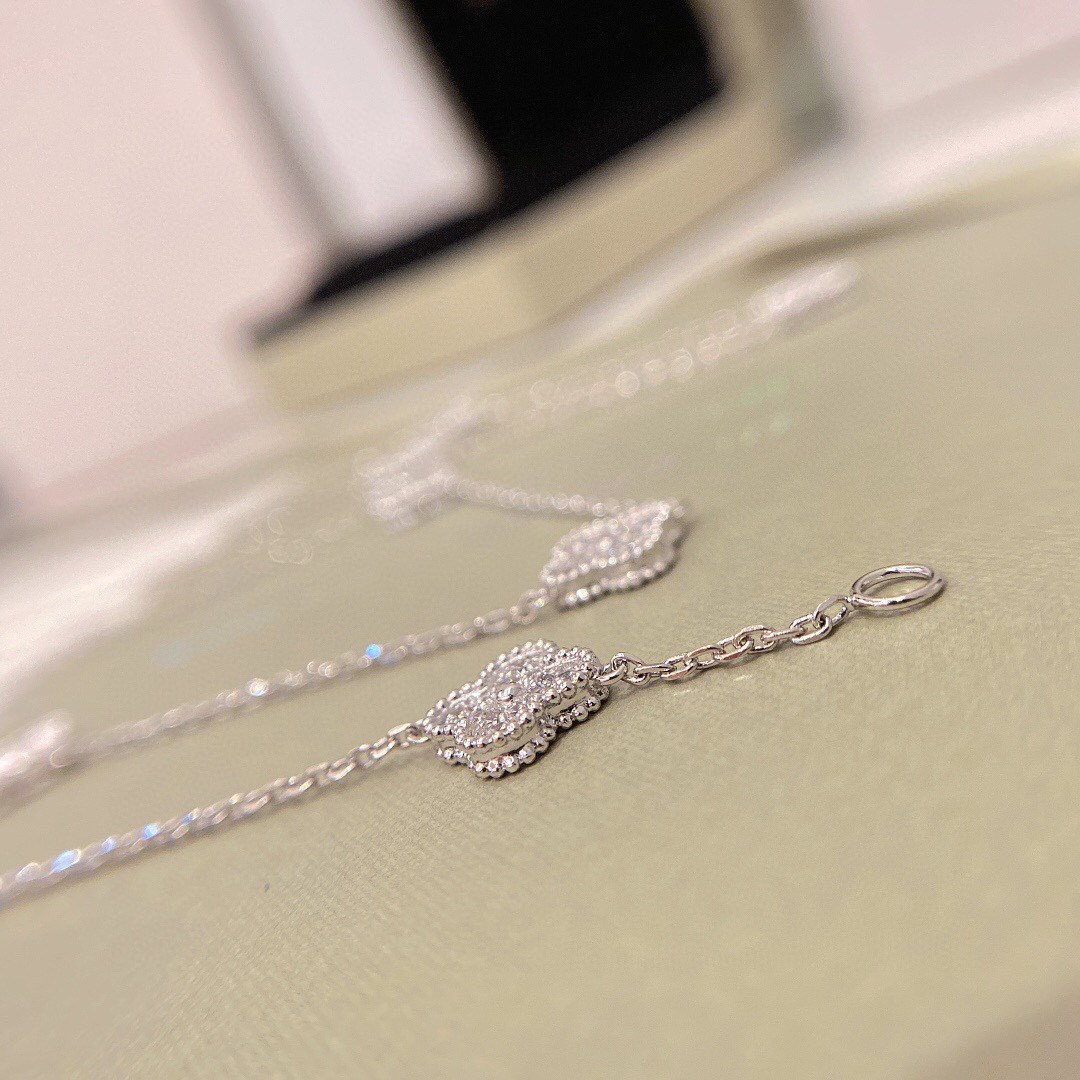 Van Cleef & Arpels Necklace