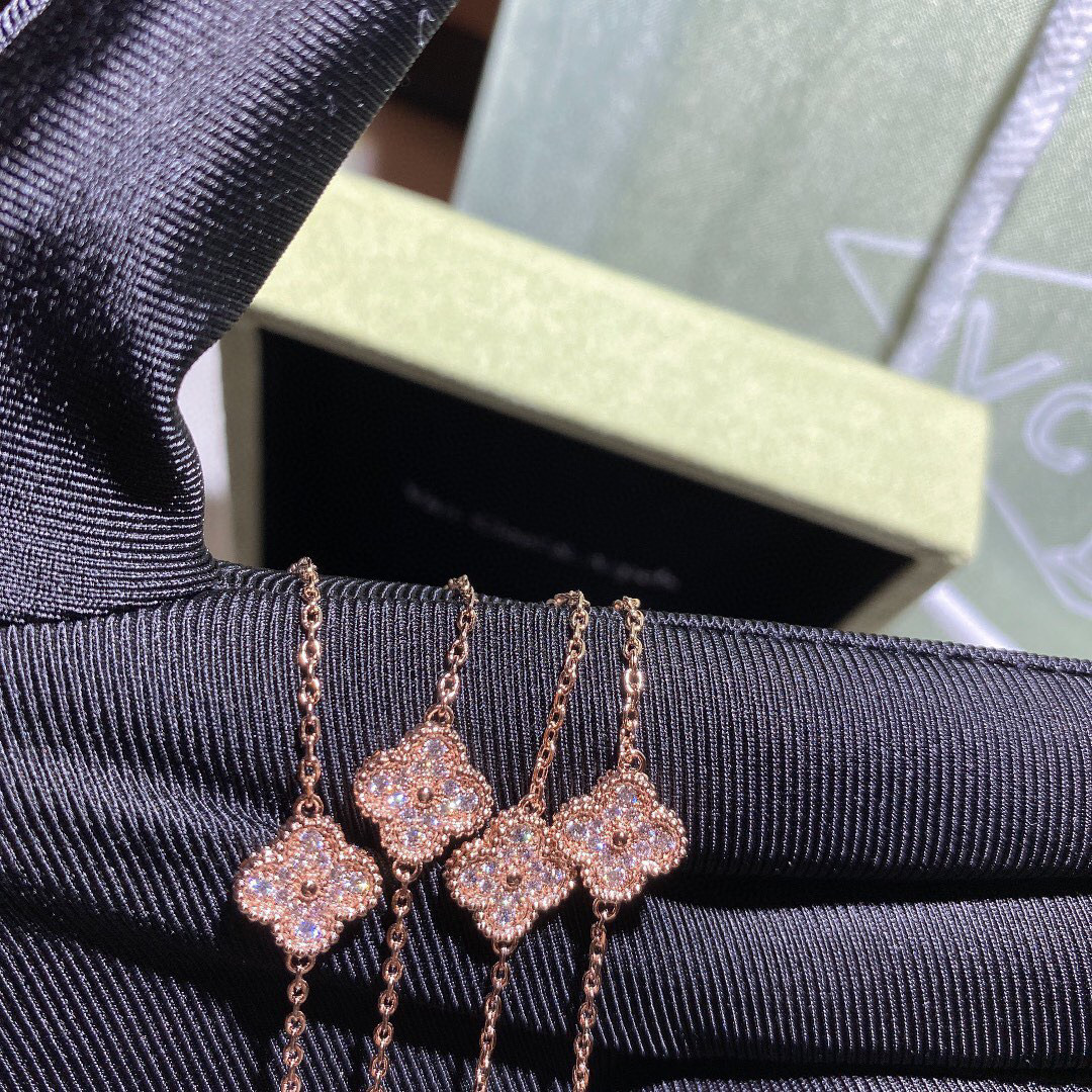 Van Cleef & Arpels Necklace