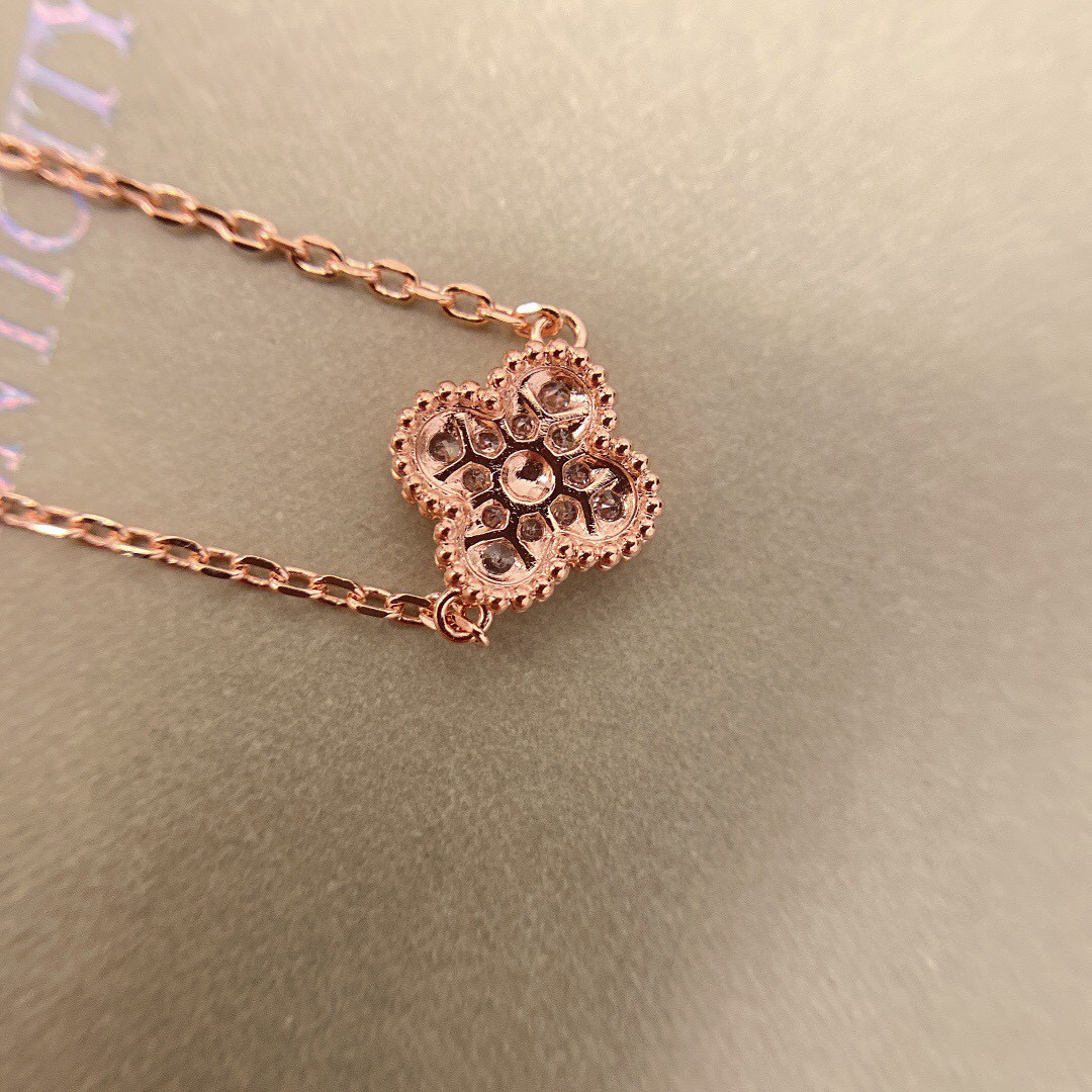 Van Cleef & Arpels Necklace