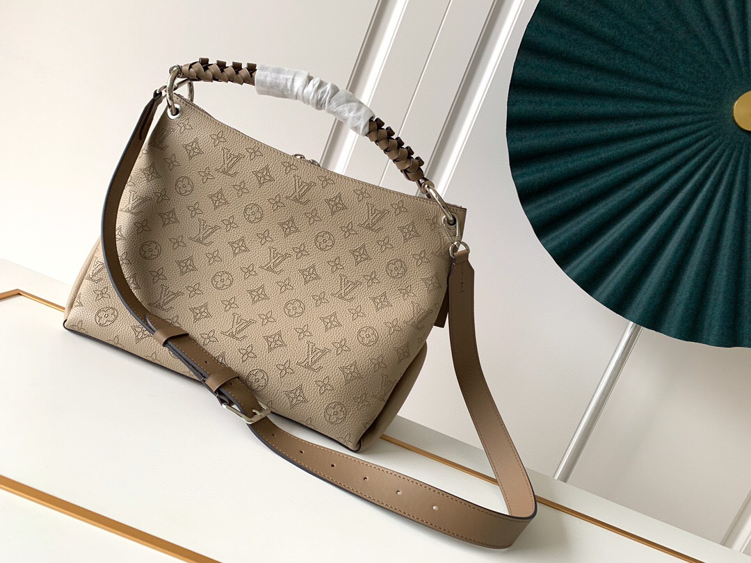l**is V*t*n beaubourg hobo mm