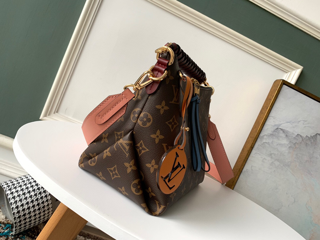 l**is V*t*n beaubourg hobo
