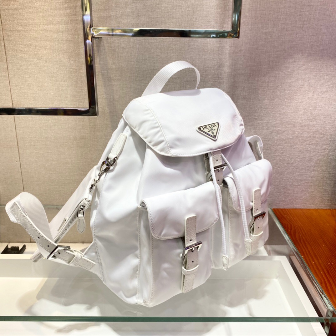 Pra*a backpack