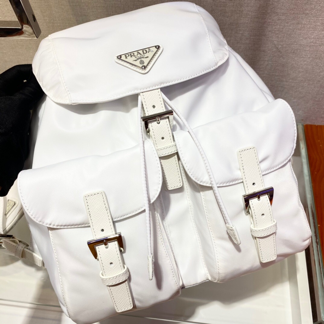 Pra*a backpack