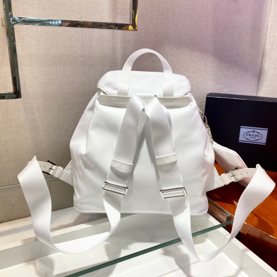 Pra*a backpack