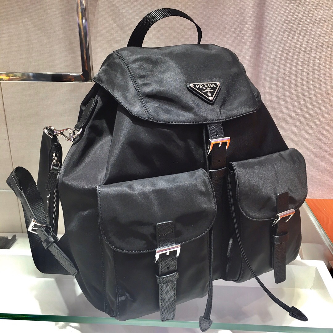 Pra*a backpack