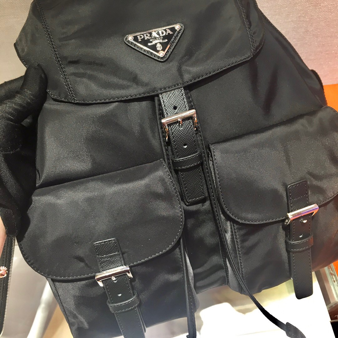 Pra*a backpack