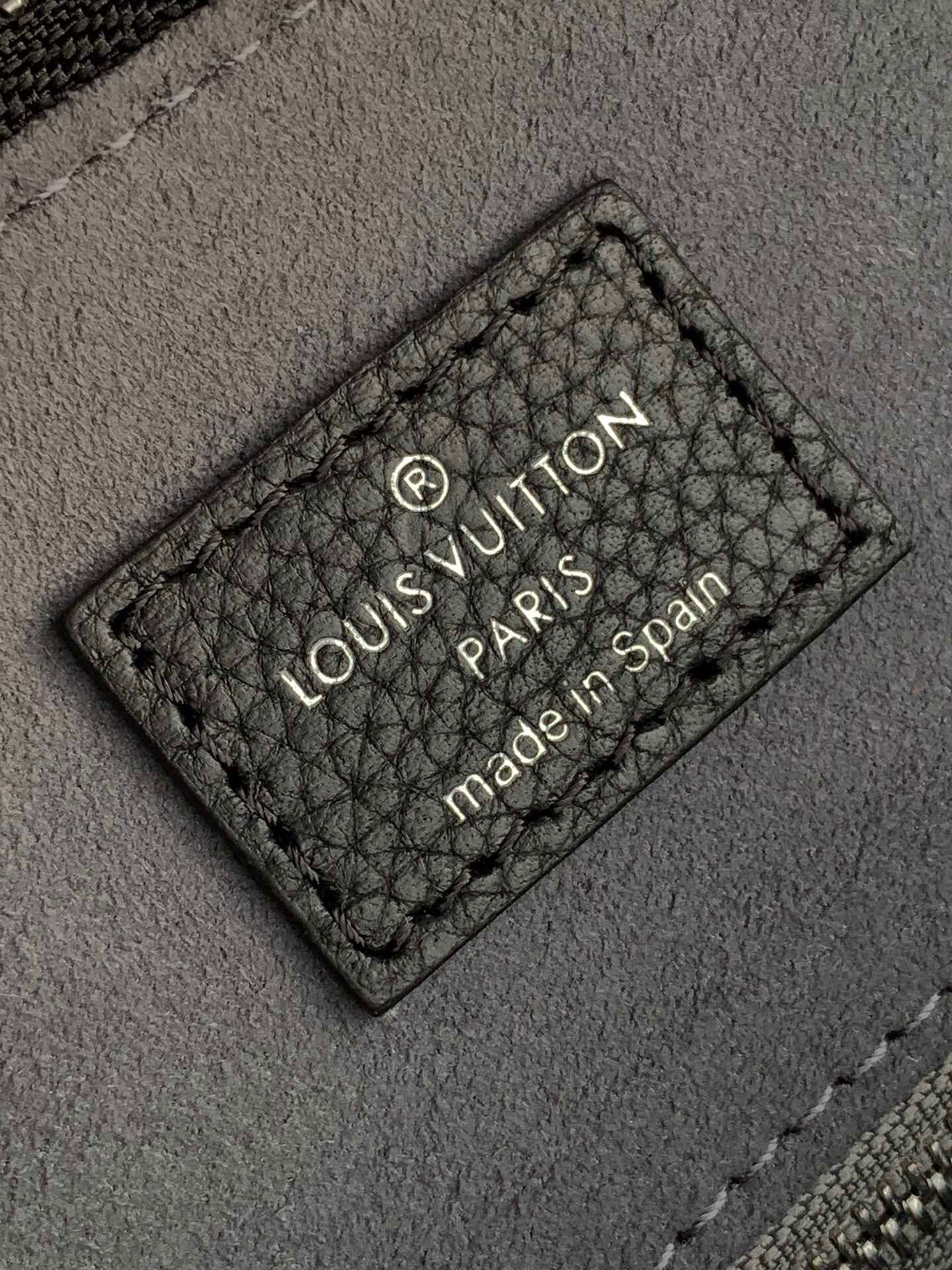 l**is V*t*n babylone bb