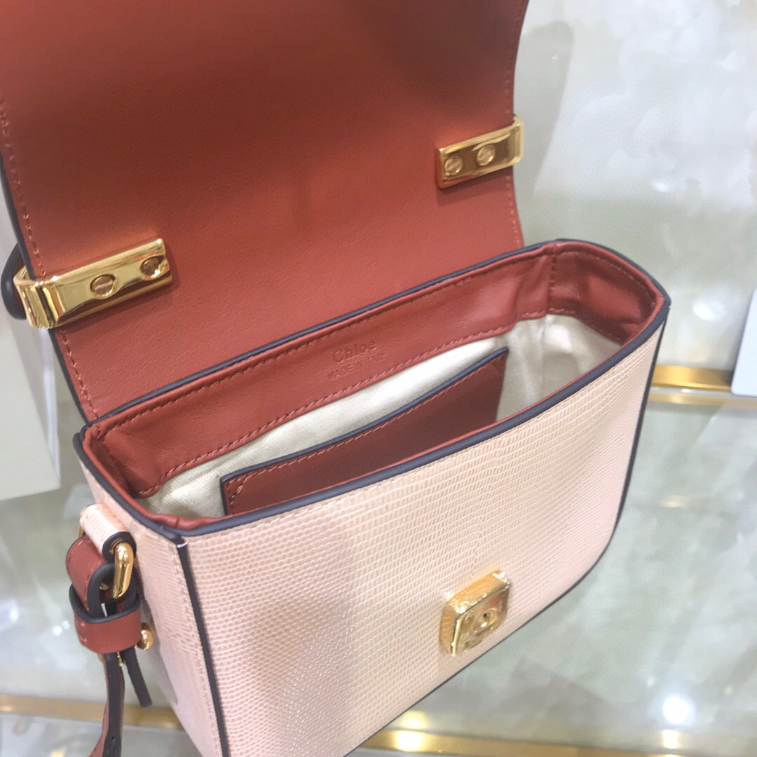 Chloé C Shoulder Bag