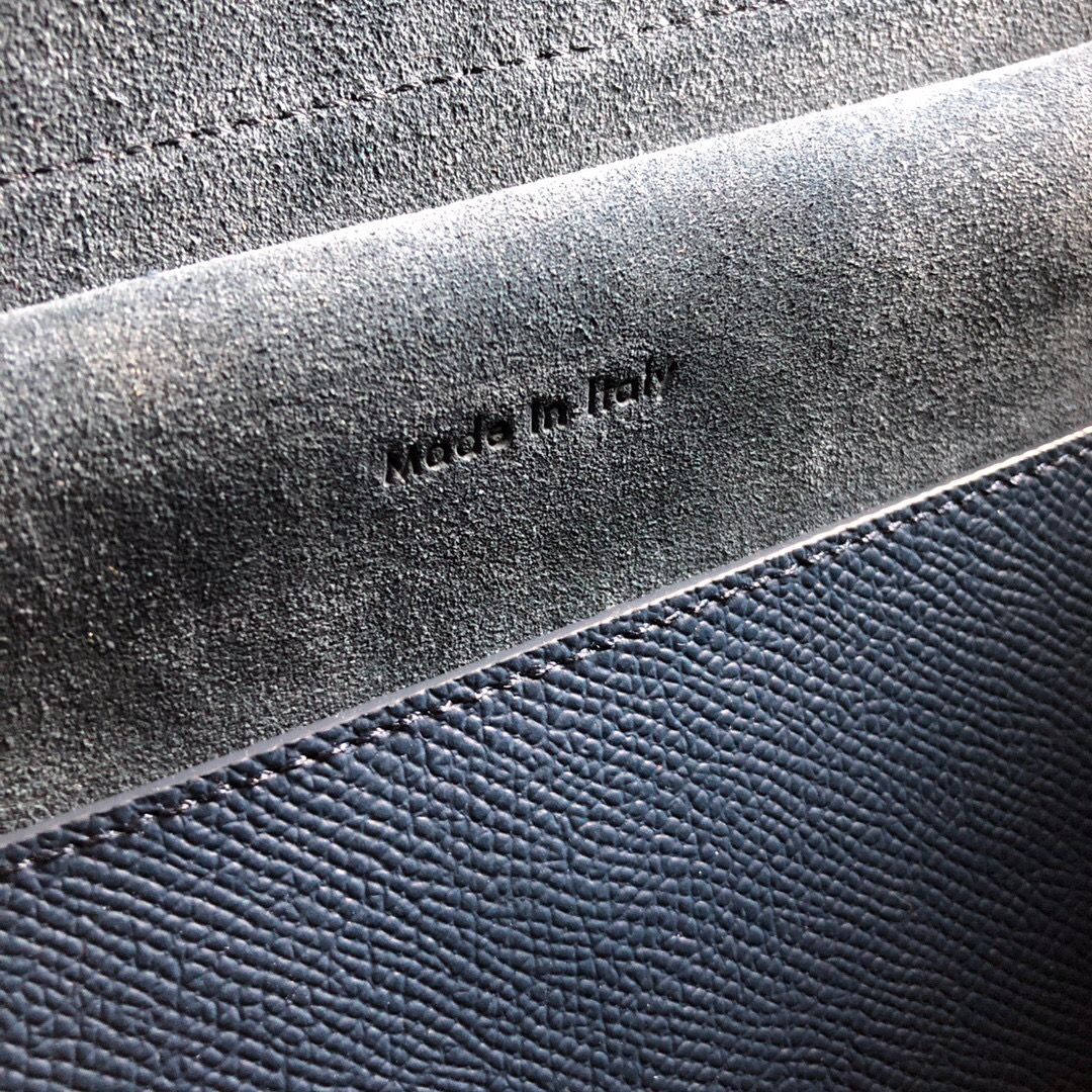 Ce**e belt bag