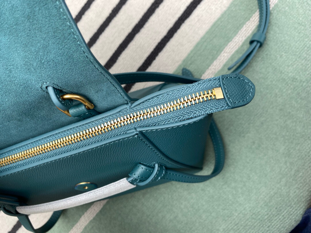 Ce**e belt bag
