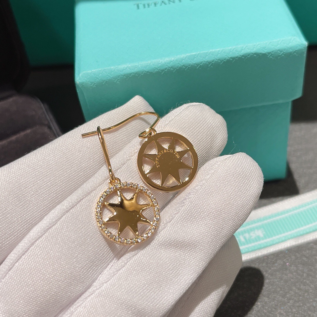 T*f*ny earring