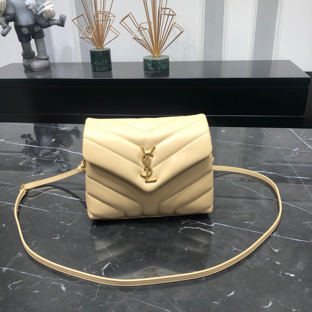 YSL LOULOU TOY