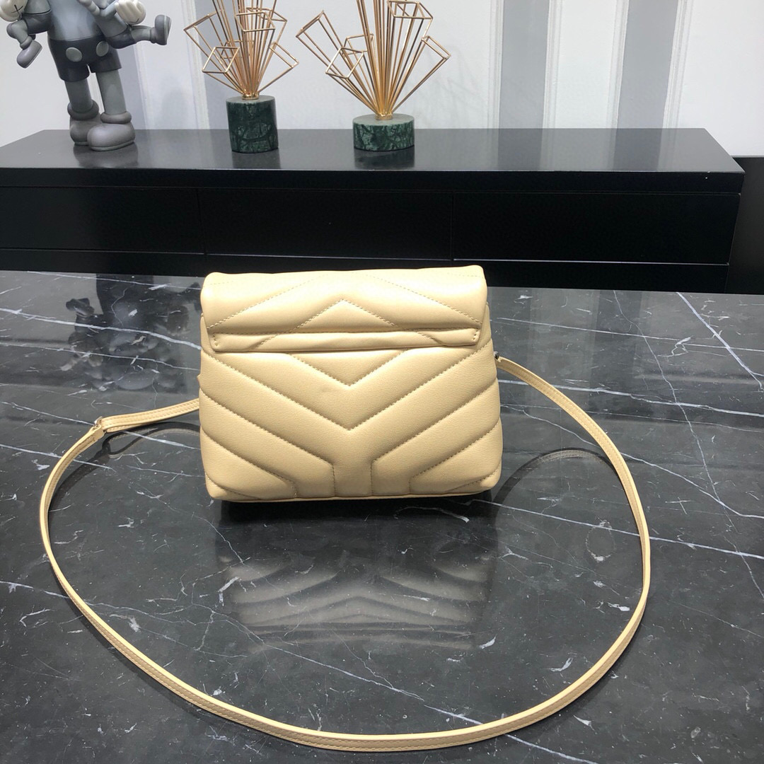 YSL LOULOU TOY