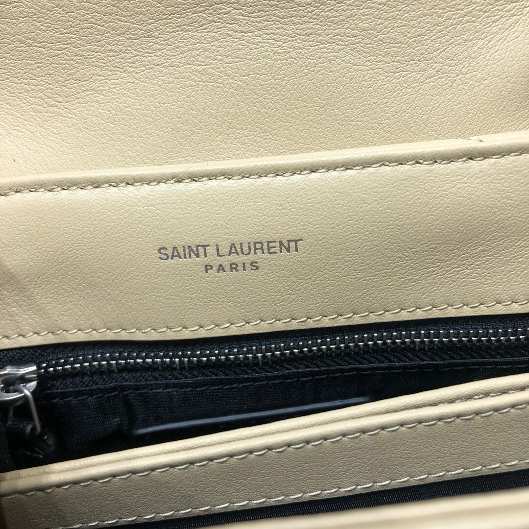 YSL LOULOU TOY