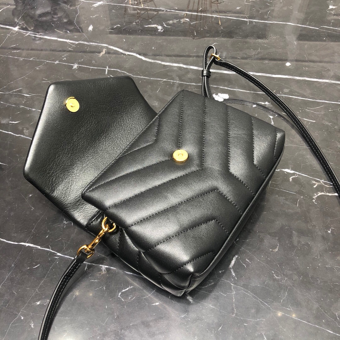 YSL LOULOU TOY