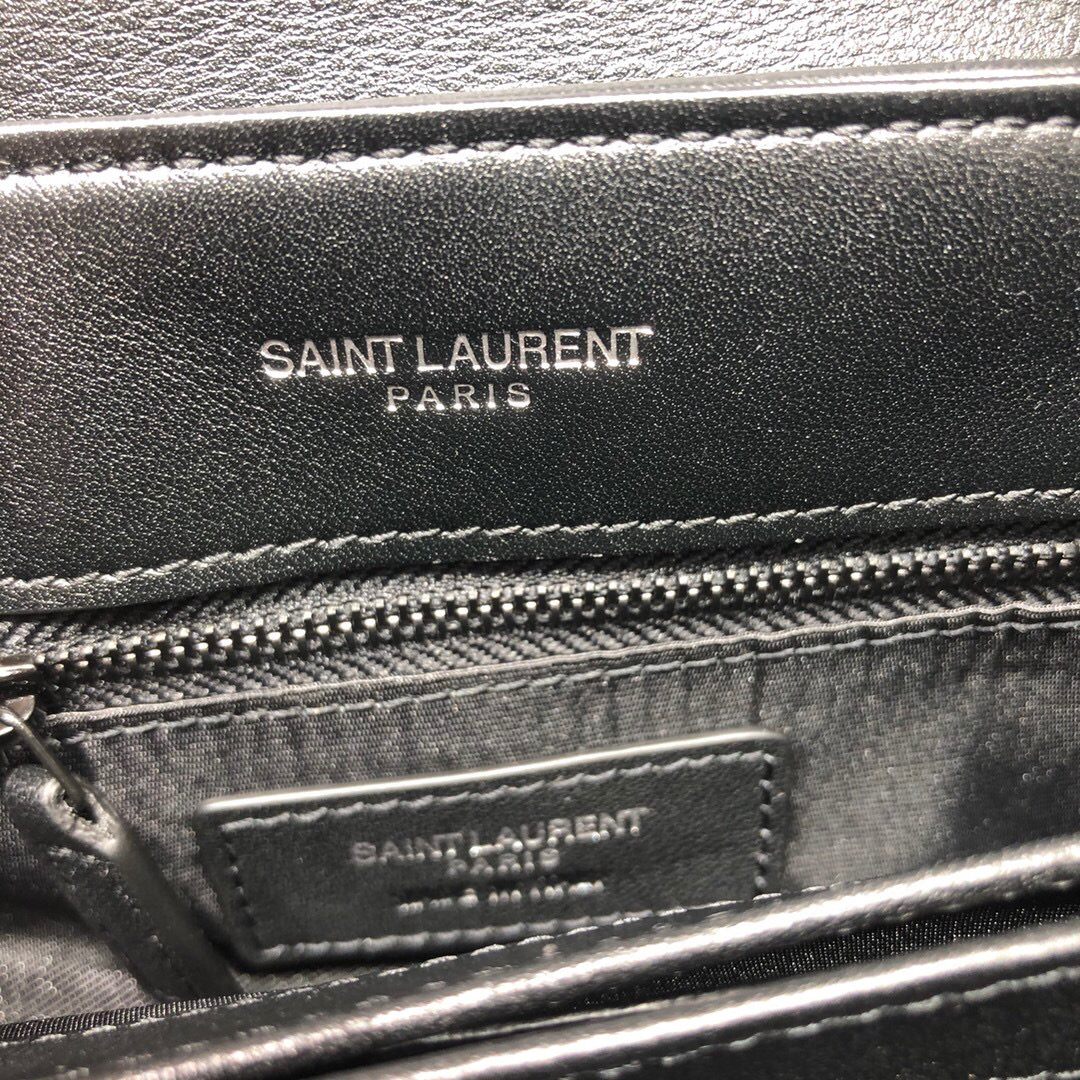 YSL LOULOU TOY