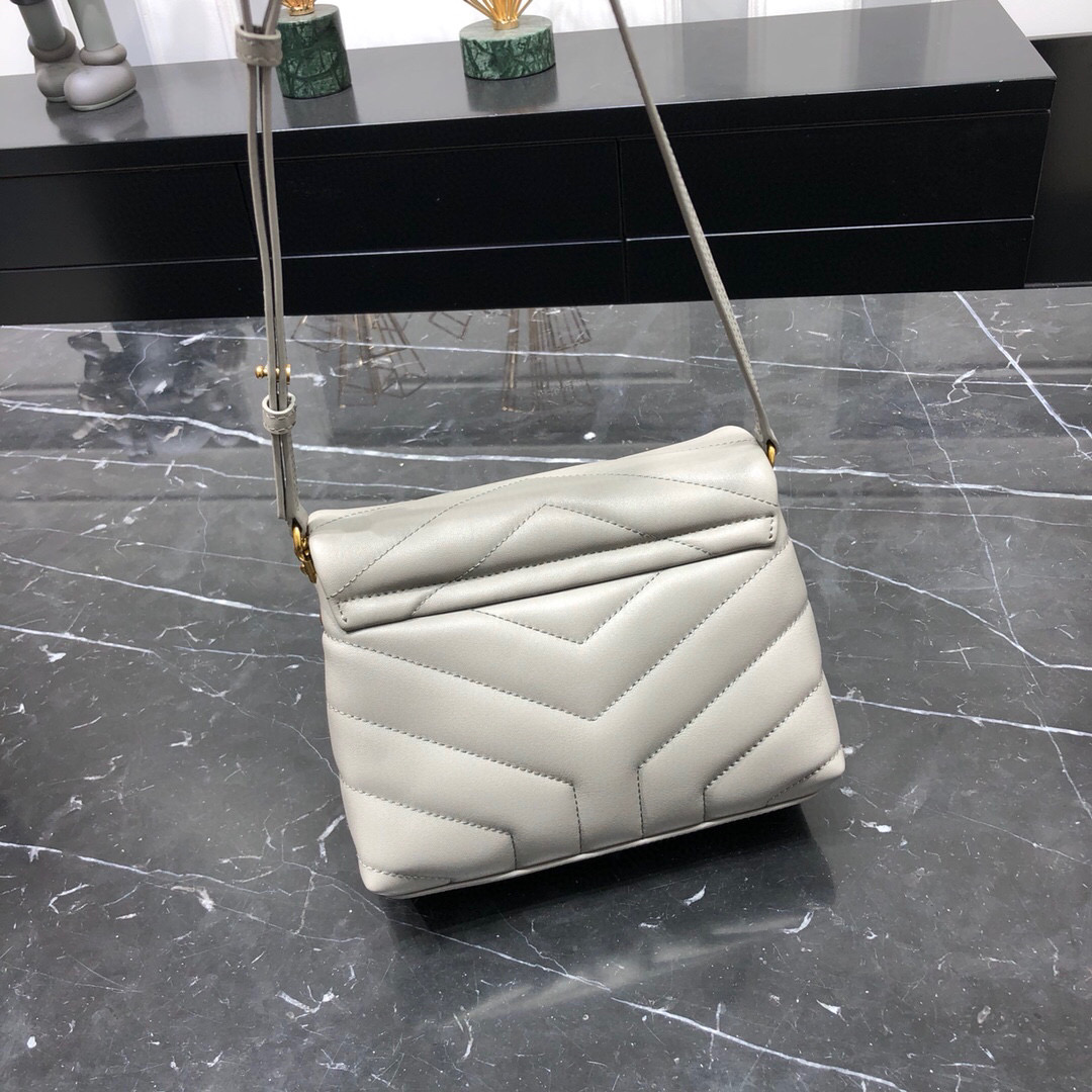 YSL LOULOU TOY