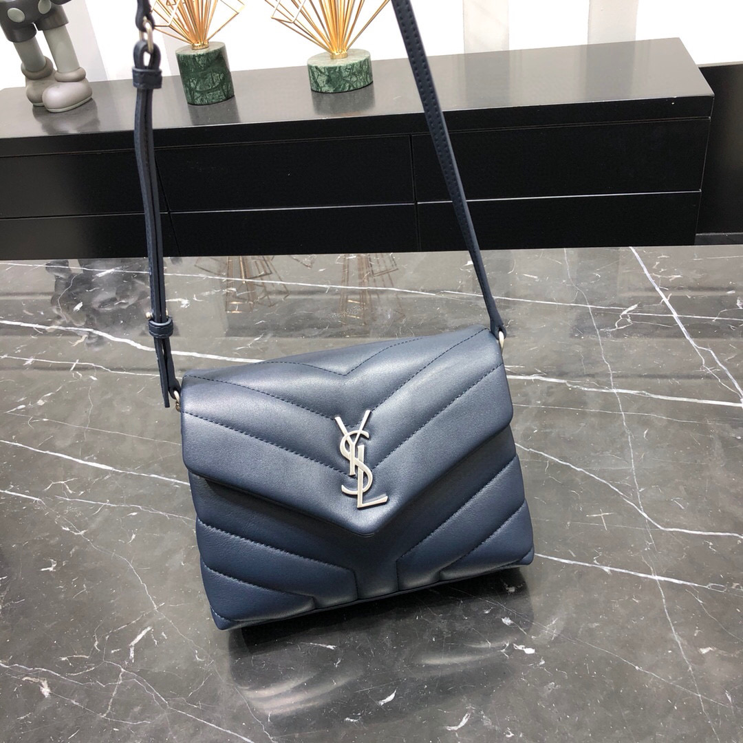 YSL LOULOU TOY