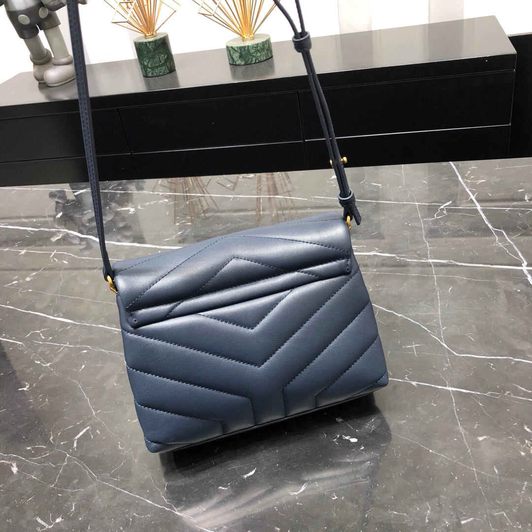 YSL LOULOU TOY