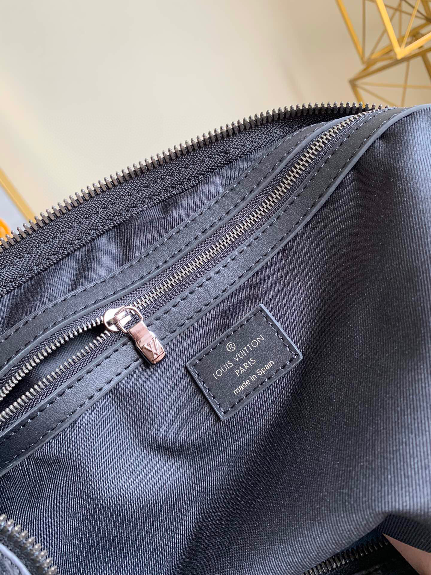 l**is V*t*n keepall 50