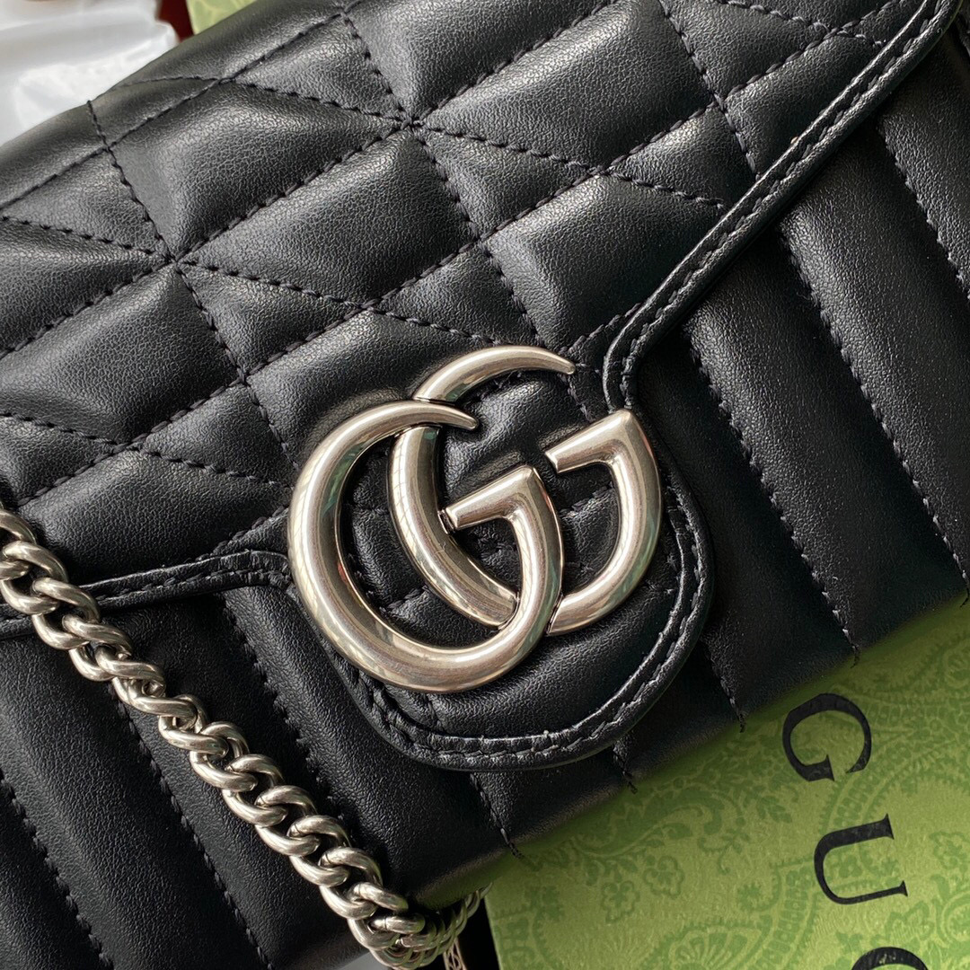 G*u*i gg marmont mini bag