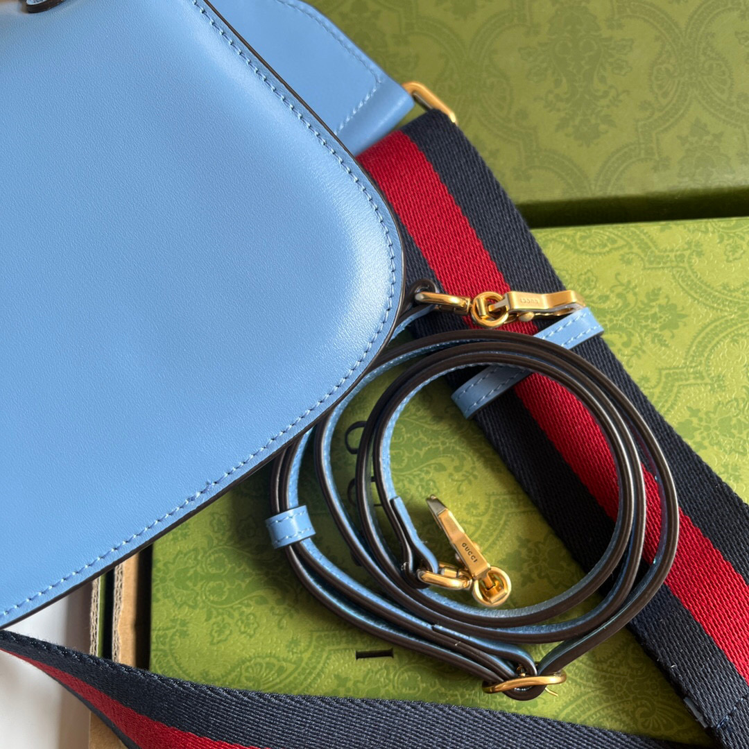 G*u*i bamboo handle bag
