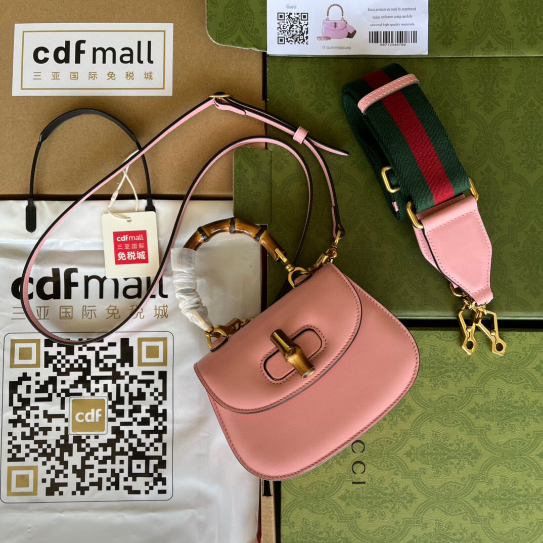 G*u*i bamboo handle bag