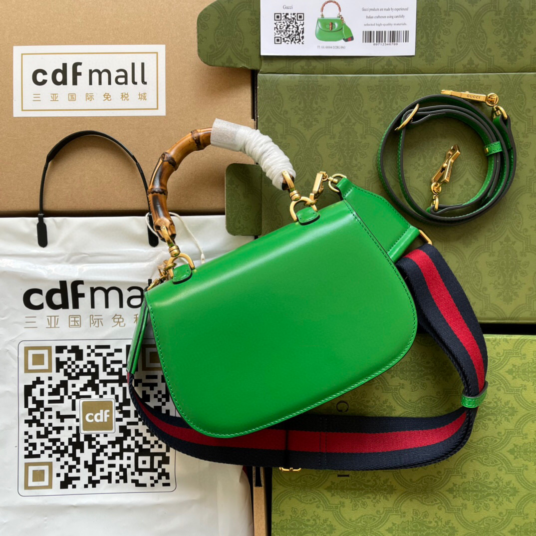 G*u*i bamboo handle bag