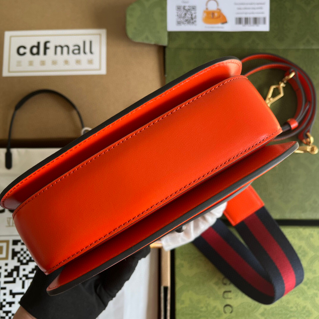 G*u*i bamboo handle bag